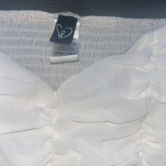 Cropped white blouse - Picture 4 of 4